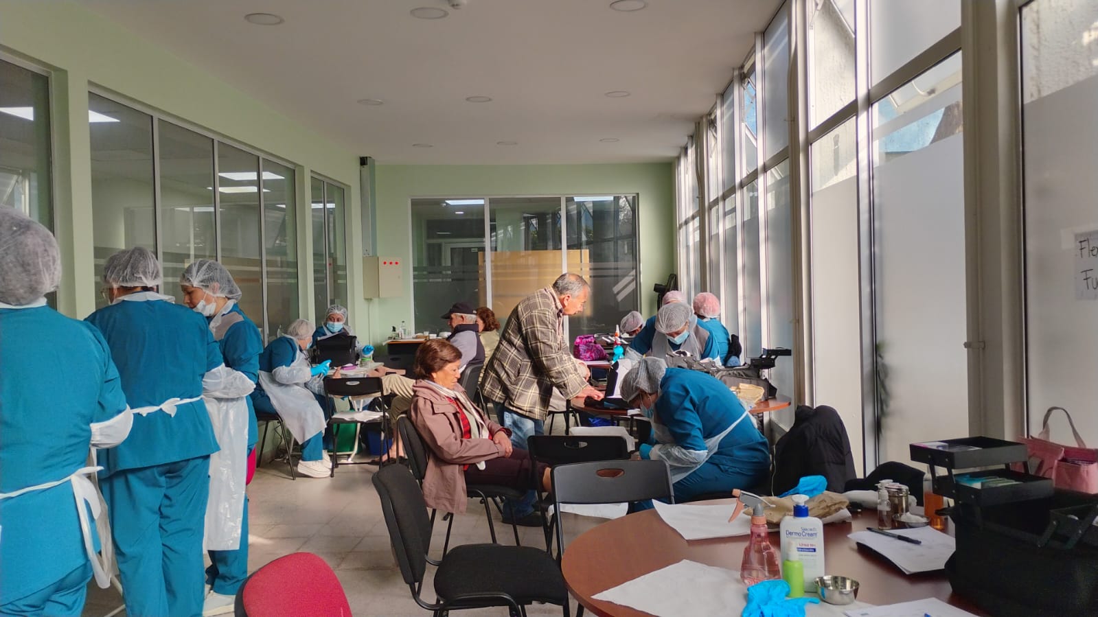 ¡Seguimos avanzando! Estudiantes realizan intervención social en centro comunitario de Ñuñoa